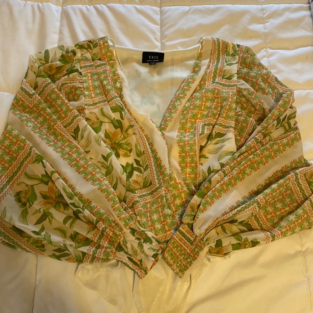 Vici Collection floral print bodysuit blouse with full sleeves